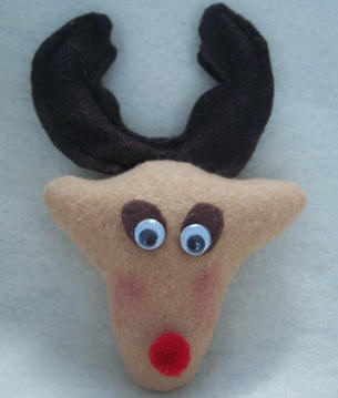 felt reindeer Christmas ornament